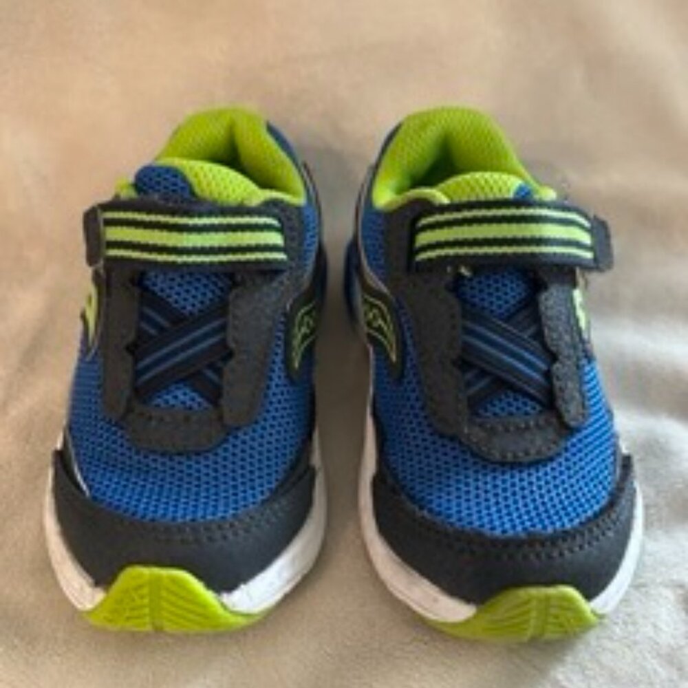 Saucony, toddler boy shoes, size 6, blue and green